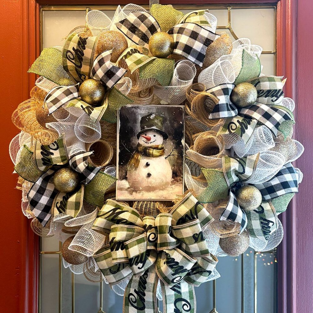 Vintage Snowman Deco Mesh Christmas Wreath - 24"